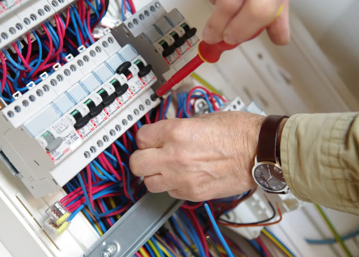 Ad Solutions Renovation En Electricite Cholet Electricite 2 1