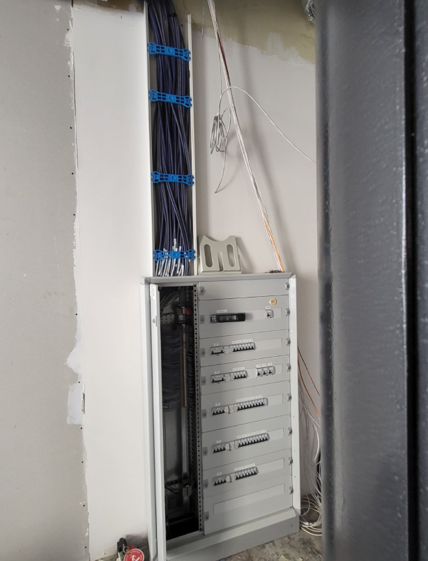 Rénovation en électricité Saint-Nazaire | AD SOLUTIONS