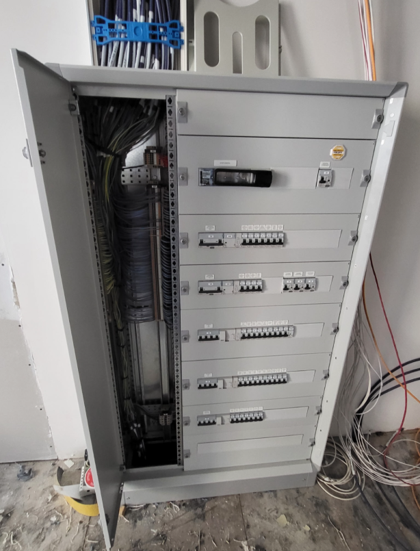 Rénovation en électricité Cholet | AD SOLUTIONS – Devis gratuit